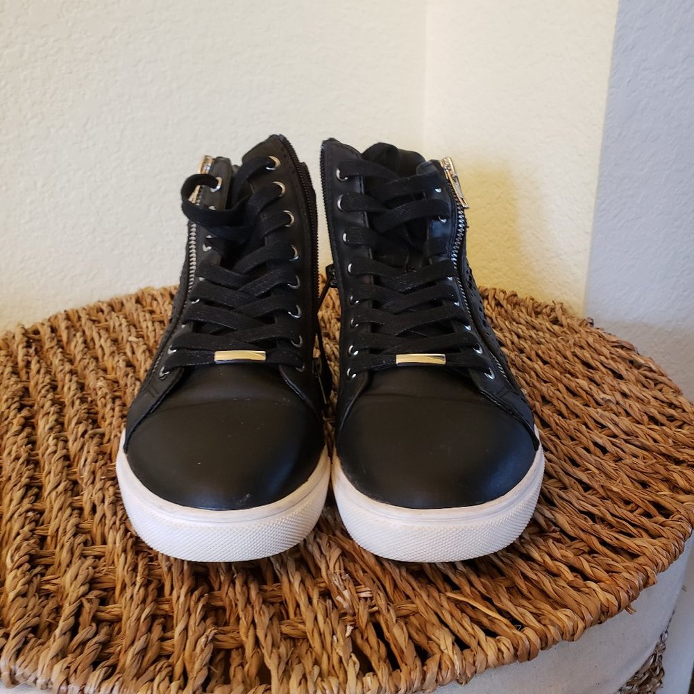 Steve Madden Black Tennis